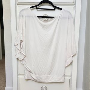 White umbalove off-shoulder top